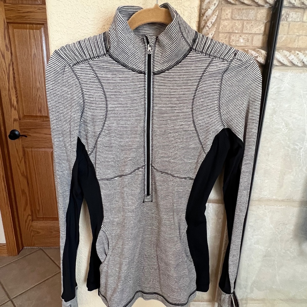 Lululemon Half Zip Pullover